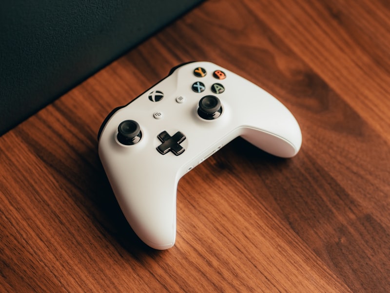 Controller and notebook for game reviews